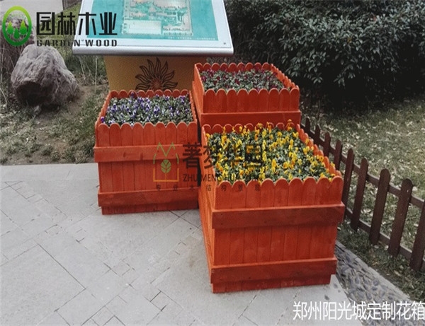 花季传媒APP安装花箱定制